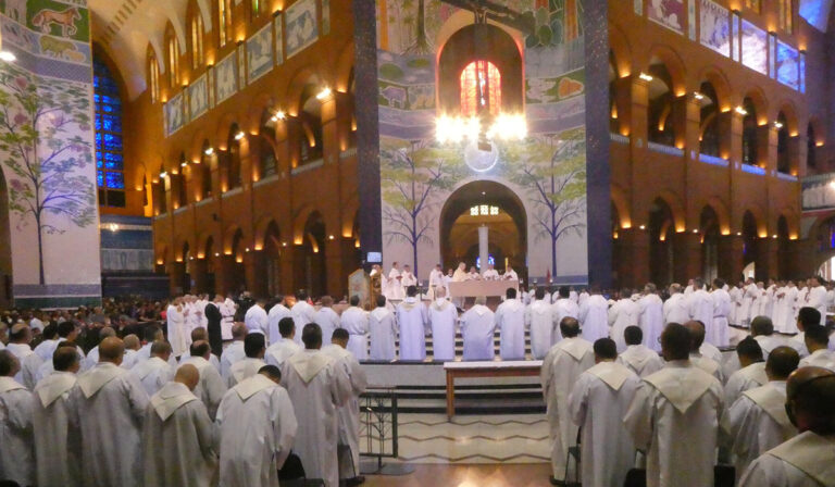 Nuncio Apostólico a los presbíteros brasileños: «Nuestro ministerio, nuestra vida, será eficaz si se hace con humildad”