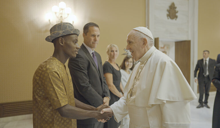 Líderes ambientales del mundo y el Papa Francisco protagonizan una película