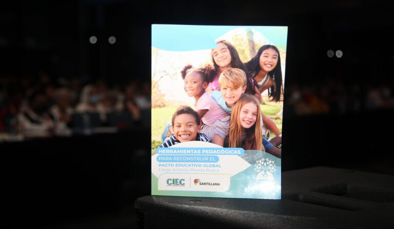 La CIEC y el Celam presentan el libro “Herramientas pedagógicas para reconstruir el Pacto Educativo Global”