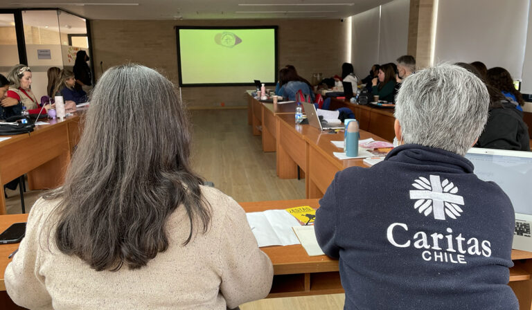 Equipos de migración y comunicación de Cáritas Latinoamérica y el Caribe celebran encuentro en Bogotá