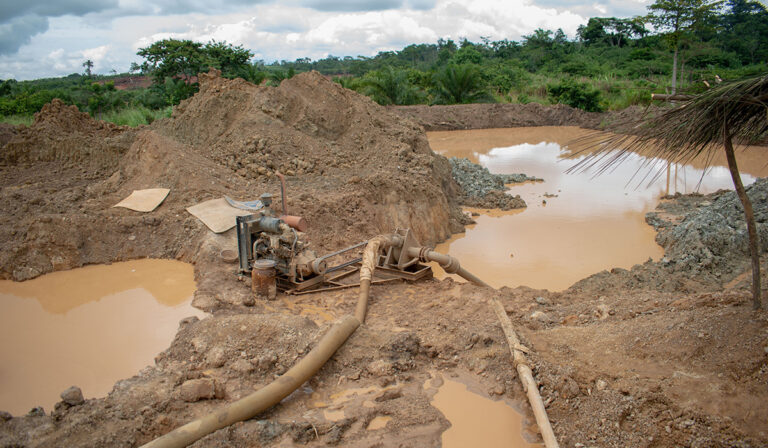Organizaciones eclesiales de Panamá advierten riesgo de contaminación por la minería en el Cerro Quema