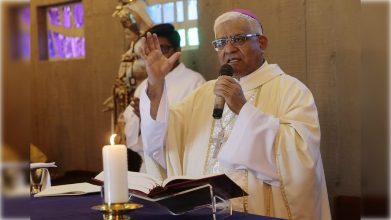 Mons. Miguel Cabrejos: «Al centro de nuestra fe debe brillar la persona de Cristo»