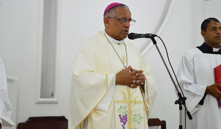 Venezuela: Arquidiócesis de Barquisimeto rechaza ataques verbales contra monseñor Víctor Hugo Basabe