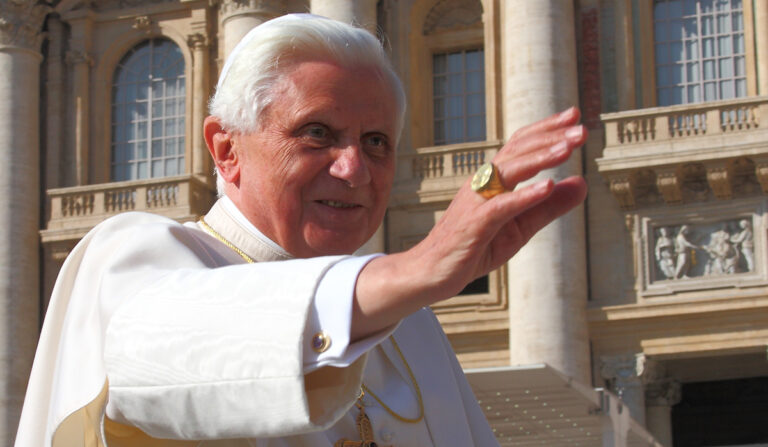 Obispos de Centroamérica presentan “su pésame” por la pascua del Papa emérito Benedicto XVI