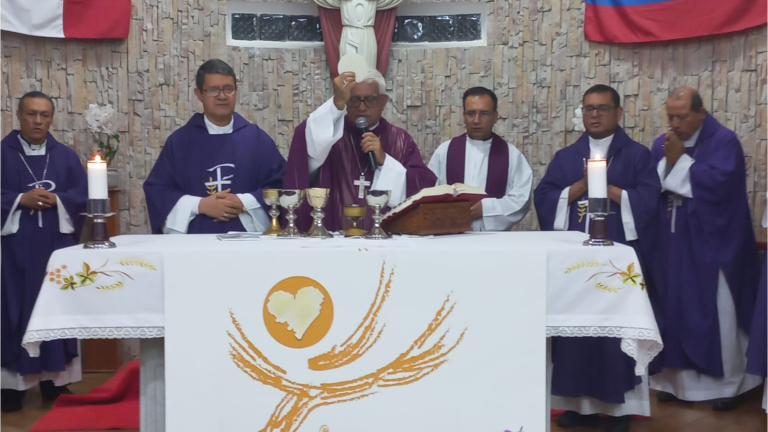 Mons. Miguel Cabrejos: «Sin Dios no somos nada y sin vida espiritual que nos sustente tampoco»