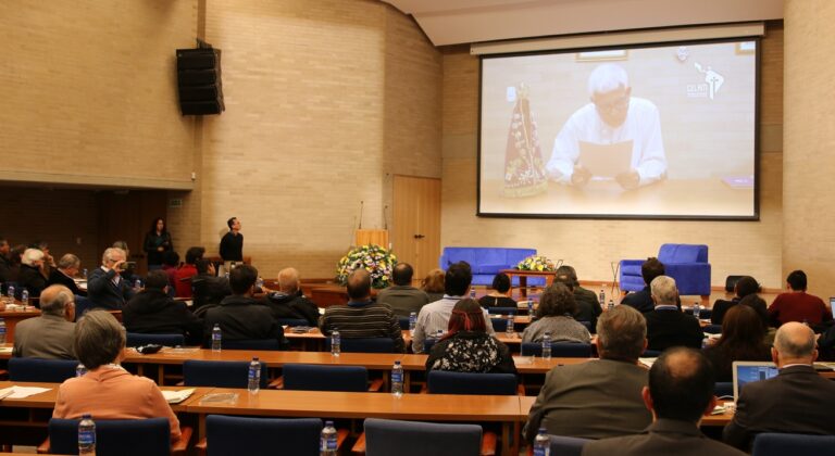 Mons. Miguel Cabrejos: «Construir la paz es una tarea de orden pastoral, pero también una acción social»