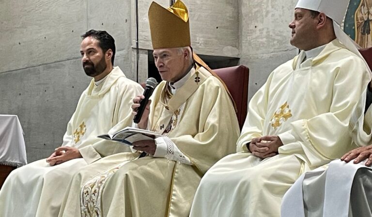 Cardenal Carlos Aguiar Retes: “Imdosoc nace para responder al llamado del Concilio Vaticano II de dar protagonismo a los laicos”