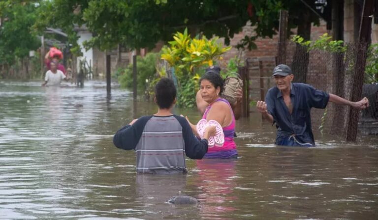 Cáritas Cuba lanza SOS por inundaciones en las diócesis del centro y oriente de la isla