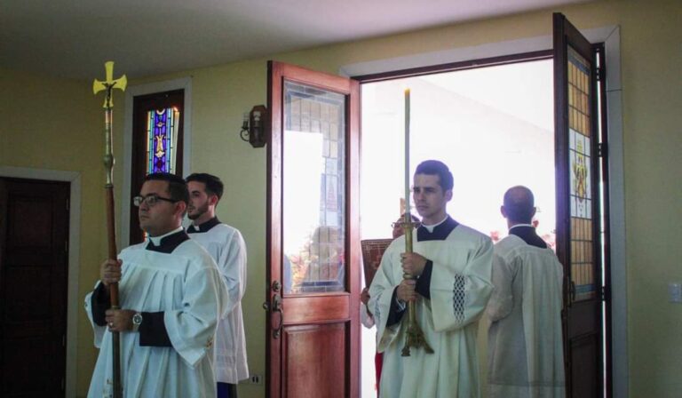 Iglesia de Cuba inaugura nuevo curso 2023-2024 en el seminario de La Habana y unifica la formación sacerdotal