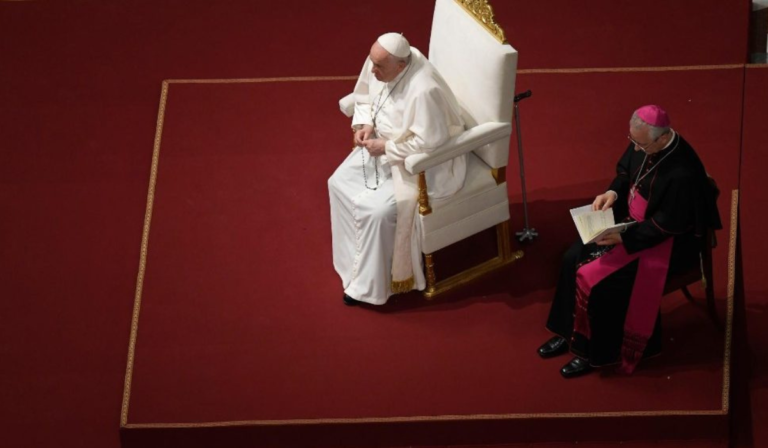 Súplica del Papa: Repudiar la locura de la guerra, siembra muerte y anula el futuro