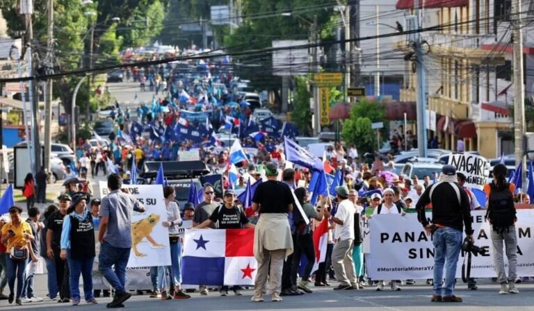Dos fallecidos en protestas contra la minería en Panamá, los Obispos llaman a encontrar caminos de paz