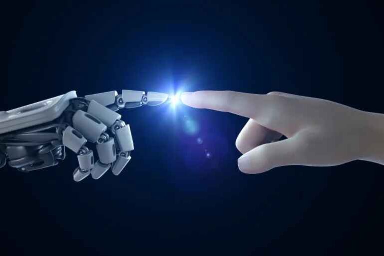 Monseñor Jorge Lozano: “No le podemos pedir a la Inteligencia Artificial lo que debe proponerse, construir la Inteligencia Humana”