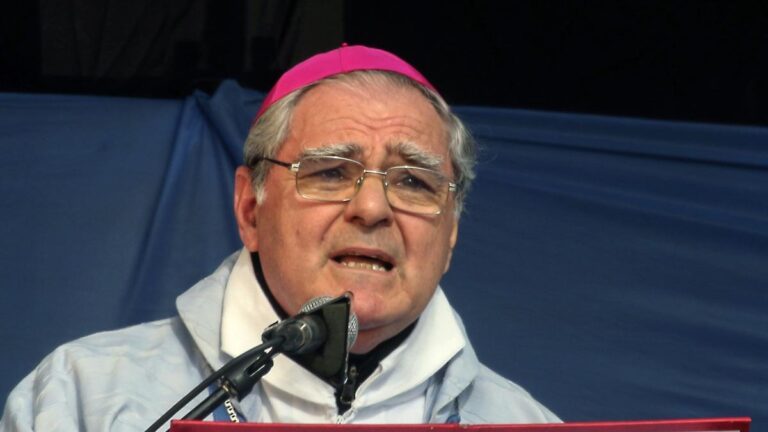 Argentina – Monseñor Oscar Ojea: “La Iglesia termina siendo defensora de que todos puedan comer”