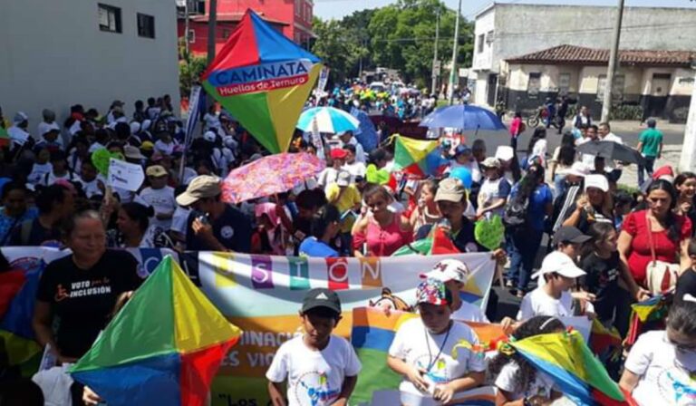 Segunda edición de la caminata ‘Huellas de Ternura’ llega a Venezuela