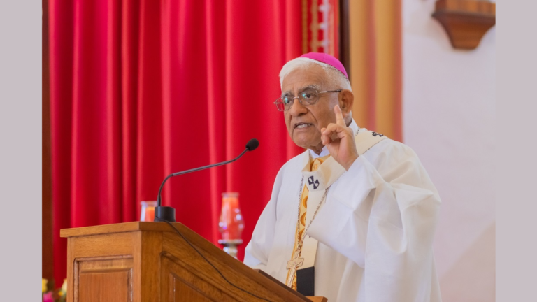 Monseñor Miguel Cabrejos: «El Cristo resucitado nos invita a contemplar y actuar»