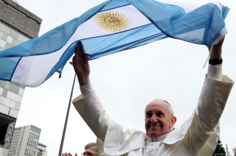 Carta al Papa Francisco de los obispos argentinos: Comparten su dolor por la violencia, esperan su visita y quedan en oración por el pueblo argentino