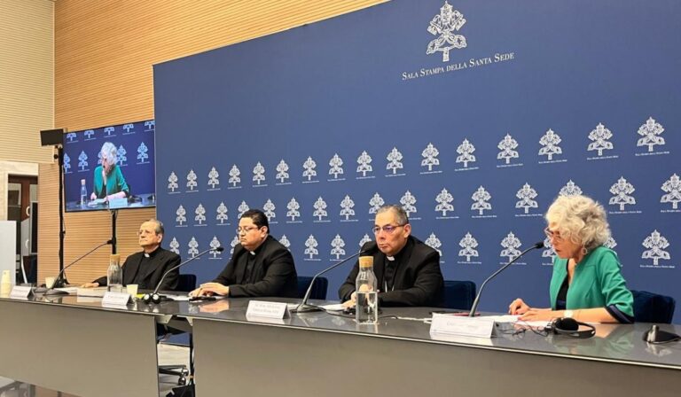 Delegación del 53.º Congreso Eucarístico Internacional visita Roma para ultimar detalles de este evento que unirá a la Iglesia universal