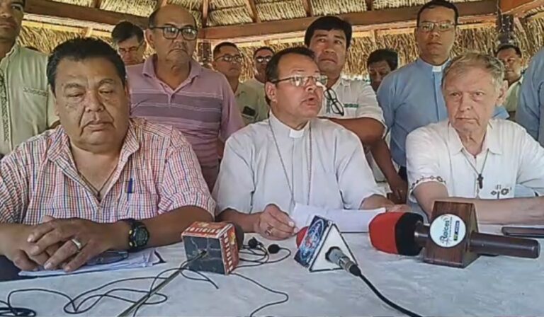 Bolivia: Monseñor Fernando Bascopé repudia acto jurídico contra la diócesis de San Ignacio Velasco y su obispo emérito Carlos Stetter
