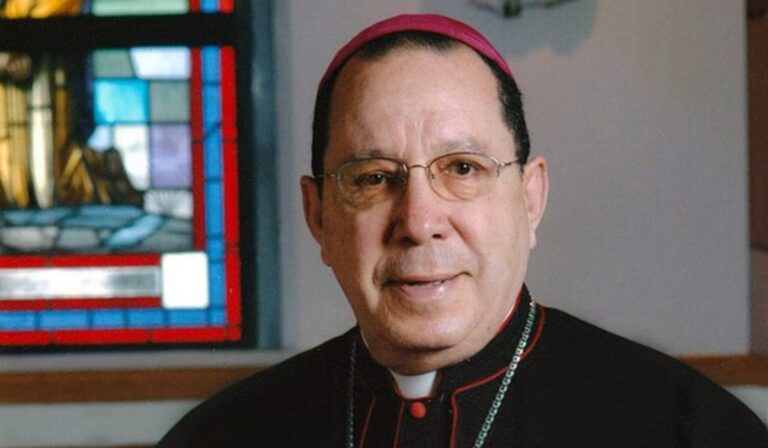 Fallece monseñor Príamo Pericles Tejeda, obispo emérito de Baní