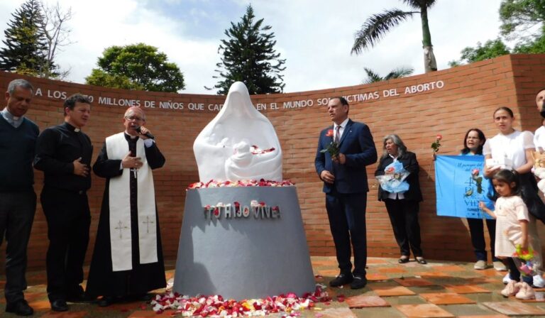 En Colombia inauguran memoriales inspirados en la Virgen para rendir homenaje a niños no nacidos