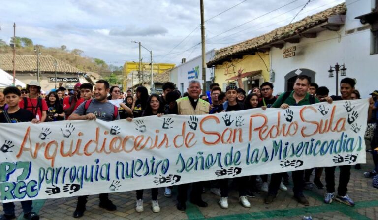Iglesia de Honduras celebra Jornada Nacional de la Juventud tras 6 años de pausa