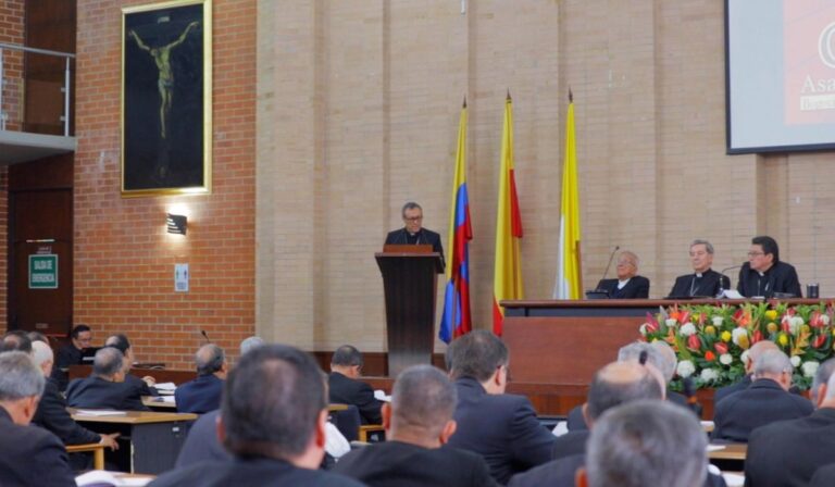 Secretario general del Celam, presente al inicio de la Asamblea Plenaria del Episcopado Colombiano