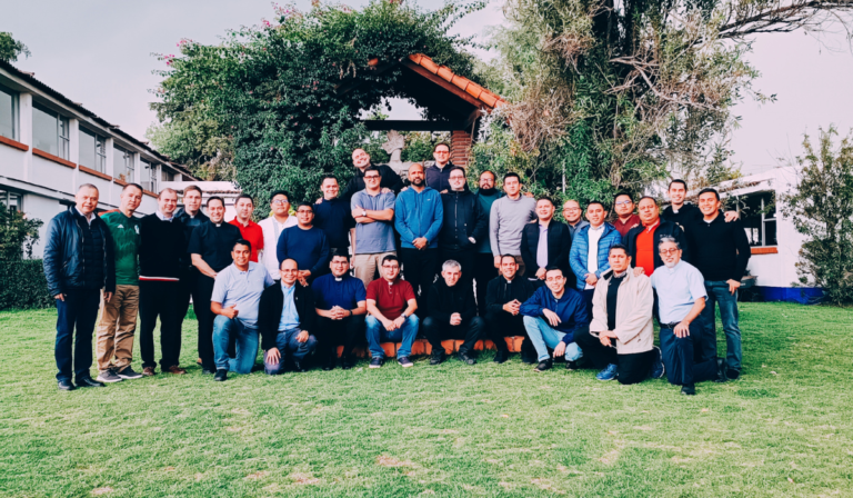 Sacerdotes de América Latina, certificados como formadores de seminarios mayores