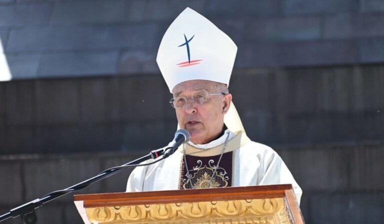 Cardenal Pedro Barreto al cierre del Simposio Teológico: «Quito se convierte hoy en la ciudad Eucarística”