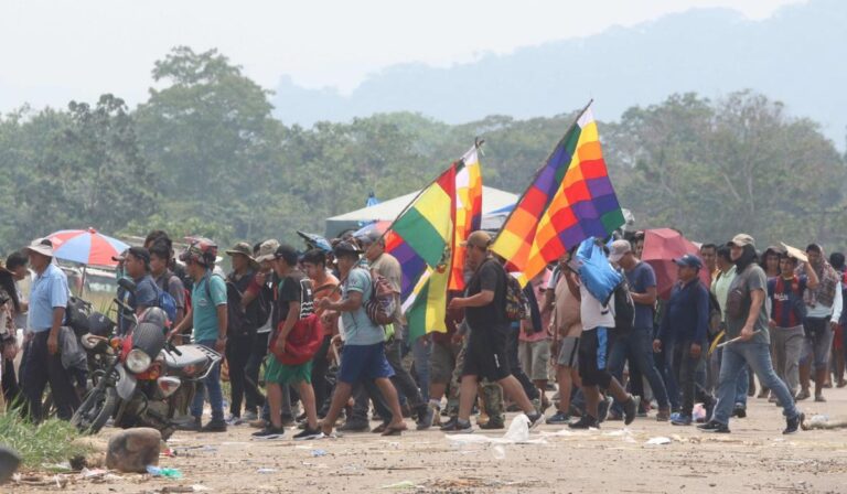 Obispos bolivianos claman por paz y diálogo en medio de la crisis que enfrenta Bolivia