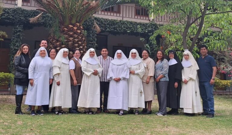 La Iglesia en Bolivia fortalece el cuidado y la atención integral a personas adultas mayores