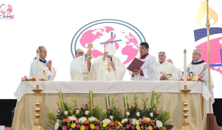 Cardenal Porras alienta “la cultura de la fraternidad y el servicio” en la Eucaristía de cierre del 6.° Congreso Misionero Americano