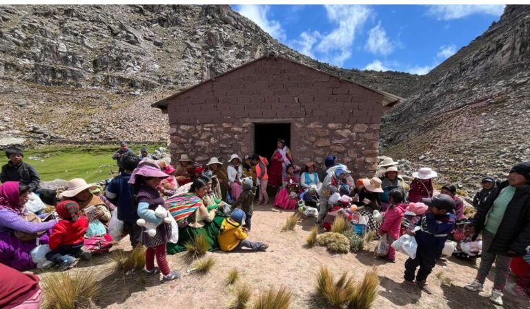 “Nayrar Sarapxañani”, al encuentro de los más sencillos