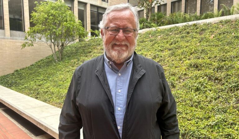 Diálogo sobre justicia y articulación pastoral con el defensor de derechos humanos Miguel Álvarez