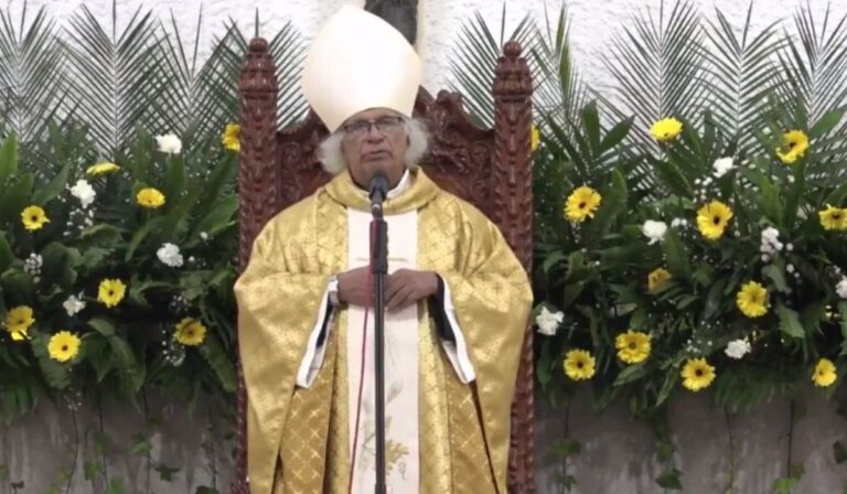 Cardenal Brenes de Managua: La Eucaristía es fuerza que transforma y compromiso para servir con humildad