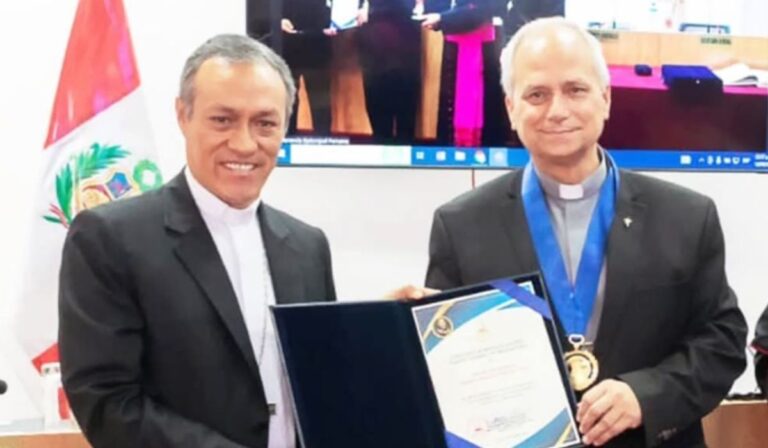 Secretario General del Celam: “Creo que es un regalo de Dios para este tiempo este Papa con toda esta experiencia y espiritualidad”