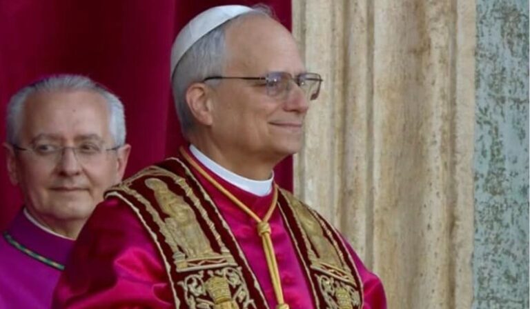 Un Papa con alma latinoamericana: León XIV y su largo camino junto al pueblo del Perú