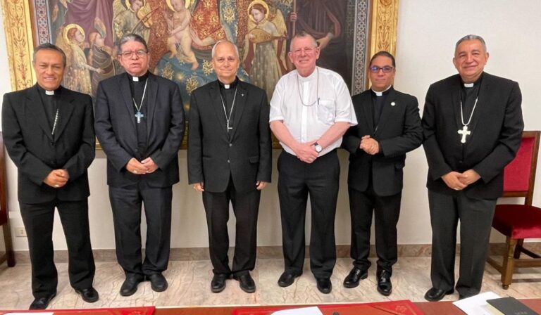 Celam confirma su adhesión y disponibilidad con la misión de León XIV