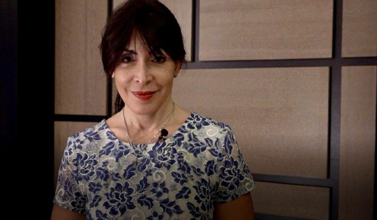 Emilce Cuda recibe Premio Sadlier 2025 del Ministerio Hispano: «Lo que hacemos es considerar hermanos a los que otros llaman migrantes»