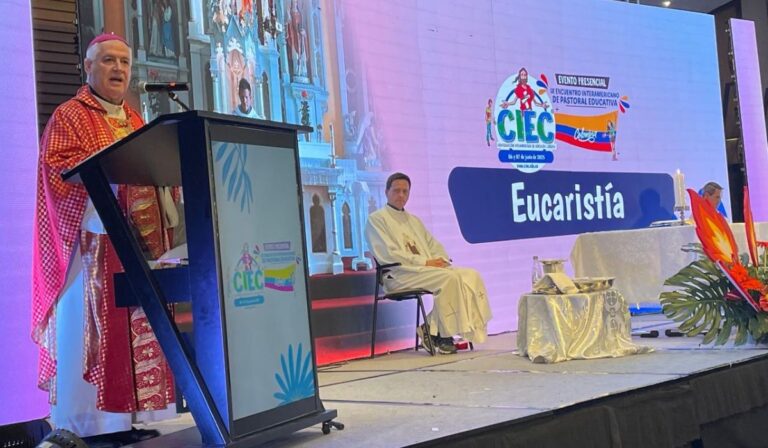 Monseñor Alberto Lorenzelli al cierre del IX Encuentro Interamericano de Pastoral Educativa: “Educar es cosa del corazón”