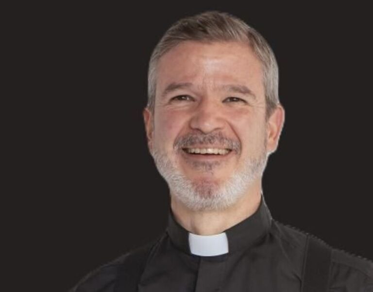 Dicasterio Vaticano ratifica a Pedro Benítez como rector de la Universidad Pontificia de México
