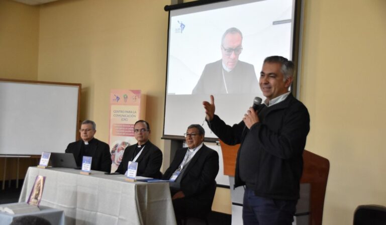 Encuentro Radios Católicas: Para Óscar Elizalde la radio sigue siendo esencial para cerrar brechas sociales actuales