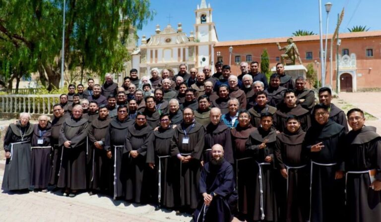 “Alabamos al Creador como peregrinos de la esperanza”, Franciscanos de la Provincia Misionera San Antonio en Bolivia celebran Capítulo Provincial