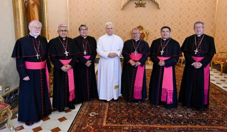 El Papa León XIV recibe a obispos bolivianos y dialogan sobre la fe, la esperanza y el futuro del país