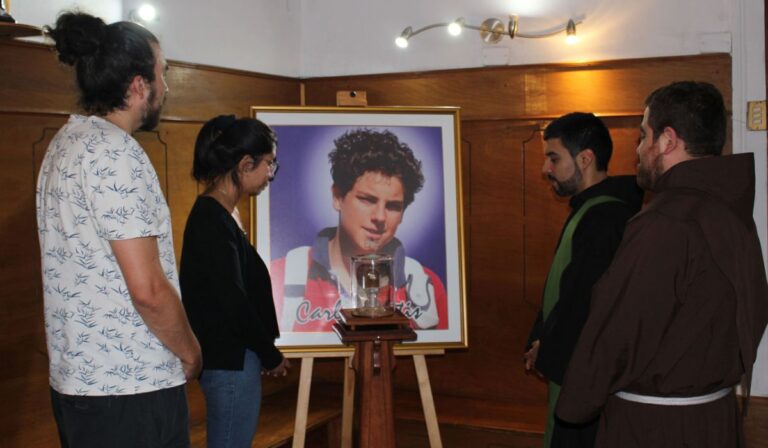 Chile celebra a Carlo Acutis con música y nueva plataforma digital para sus devotos