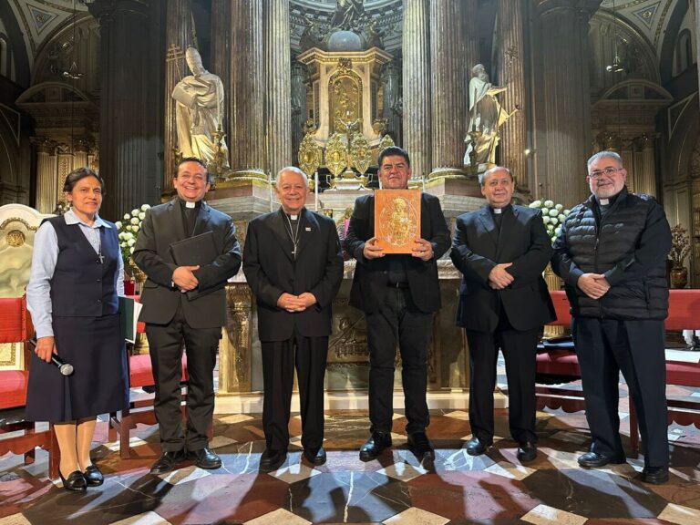 Iglesia mexicana presenta nueva edición del Evangeliario dominical y Festivo 2025