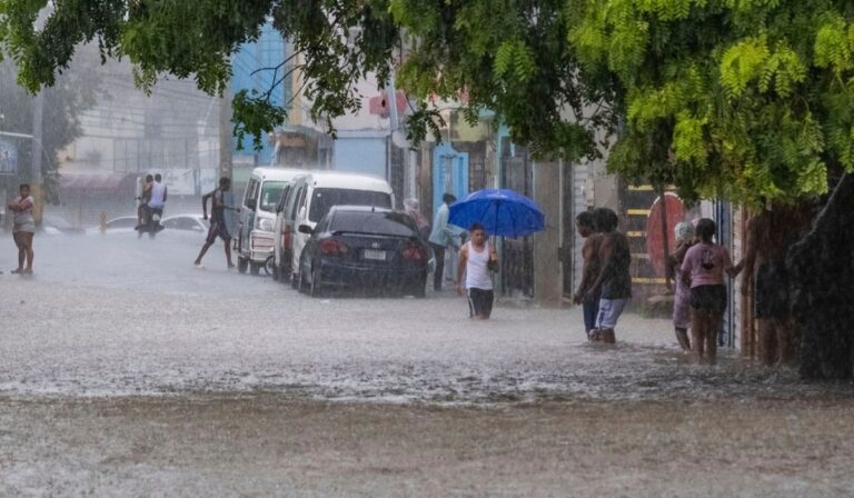 La Conferencia Episcopal de las Antillas llama a la oración y la solidaridad ante el paso del huracán Melissa