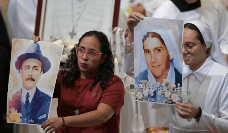 Obispos venezolanos advierten que “discursos belicistas” ensombrecen la canonización de José Gregorio y Carmen Rendiles