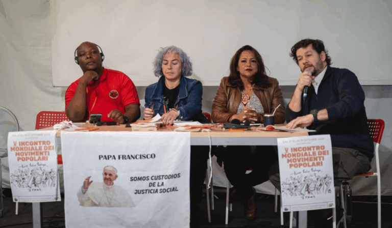 Movimientos sociales honran el legado de Francisco, el Papa de la misericordia, en el V Encuentro Mundial de Roma