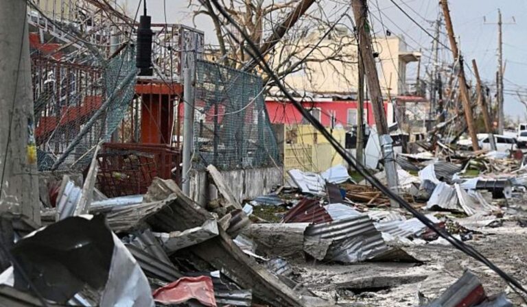 “Dios sigue caminando con nosotros”, el testimonio del obispo John Persaud tras el paso devastador del huracán Melissa en Jamaica