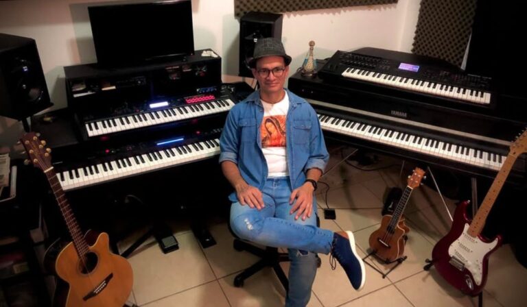 Kiki Troia: la música que busca a “la oveja perdida”